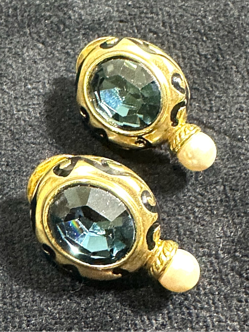 Vtg: JC Joseph Clearly Faux Pearl, Aqua Blue Rhinestone & Enamled Swirl Earrings